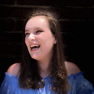 Meet your Posher, Miriam